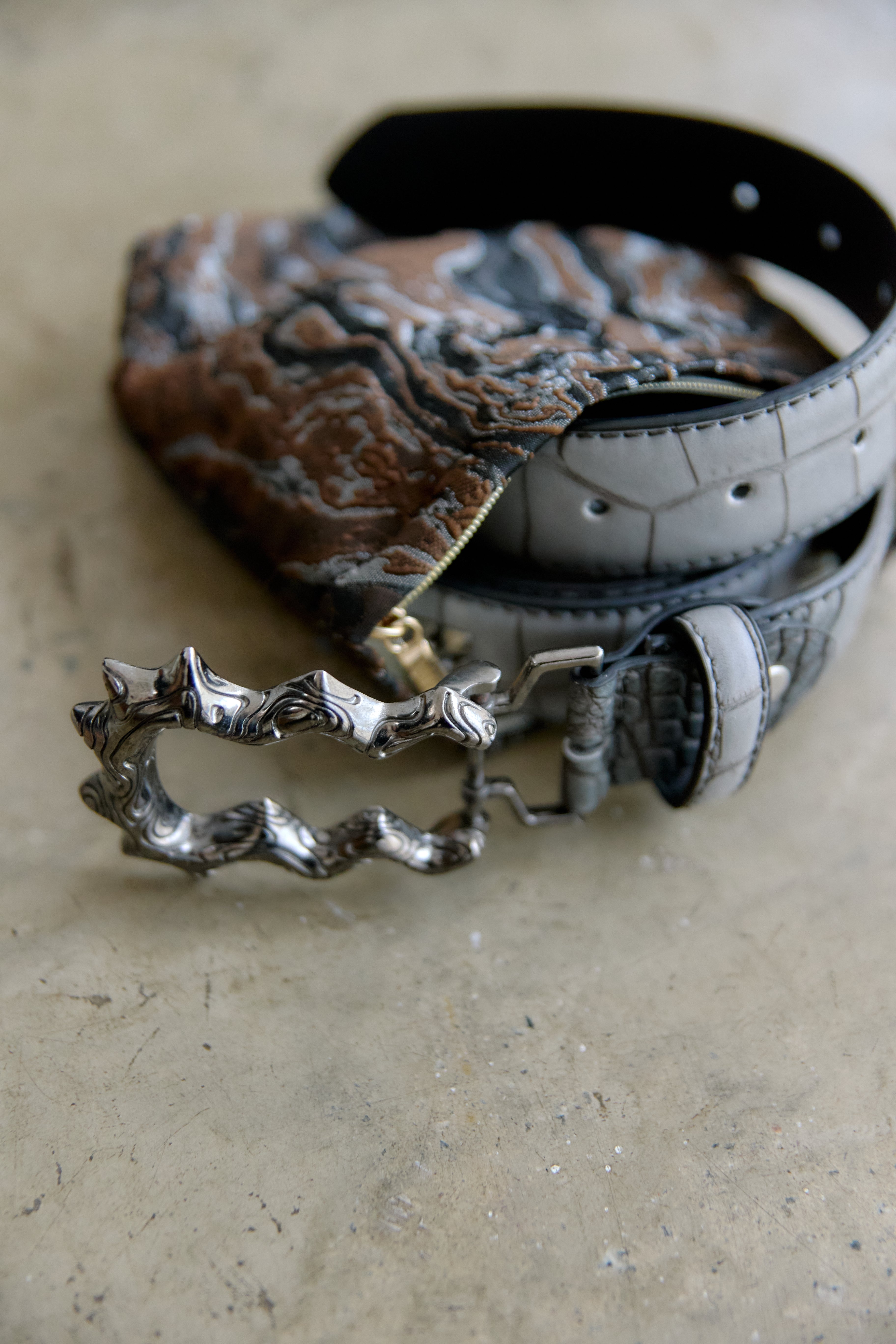 Grey Croc - HOLLOW Belt
