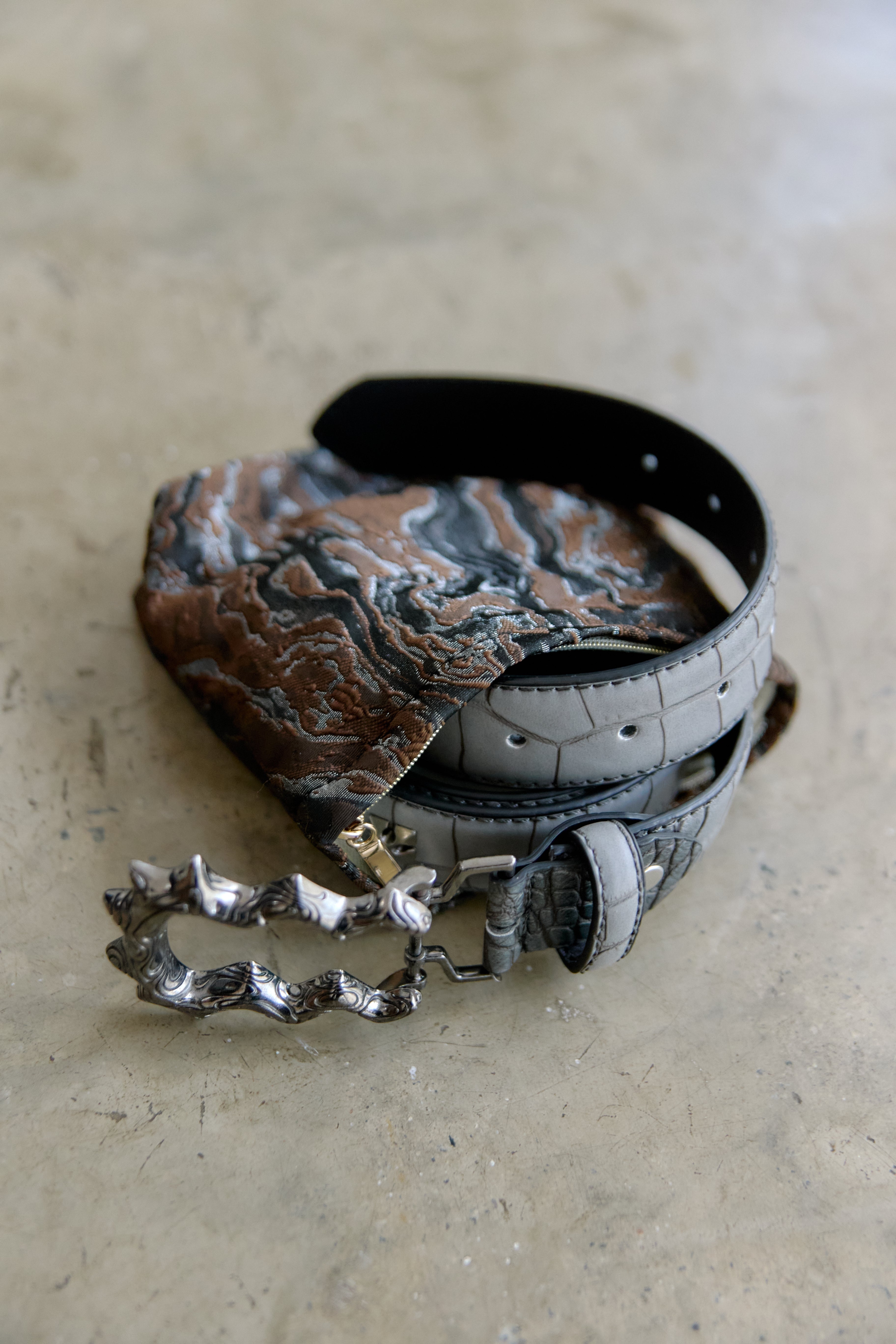 Grey Croc - HOLLOW Belt